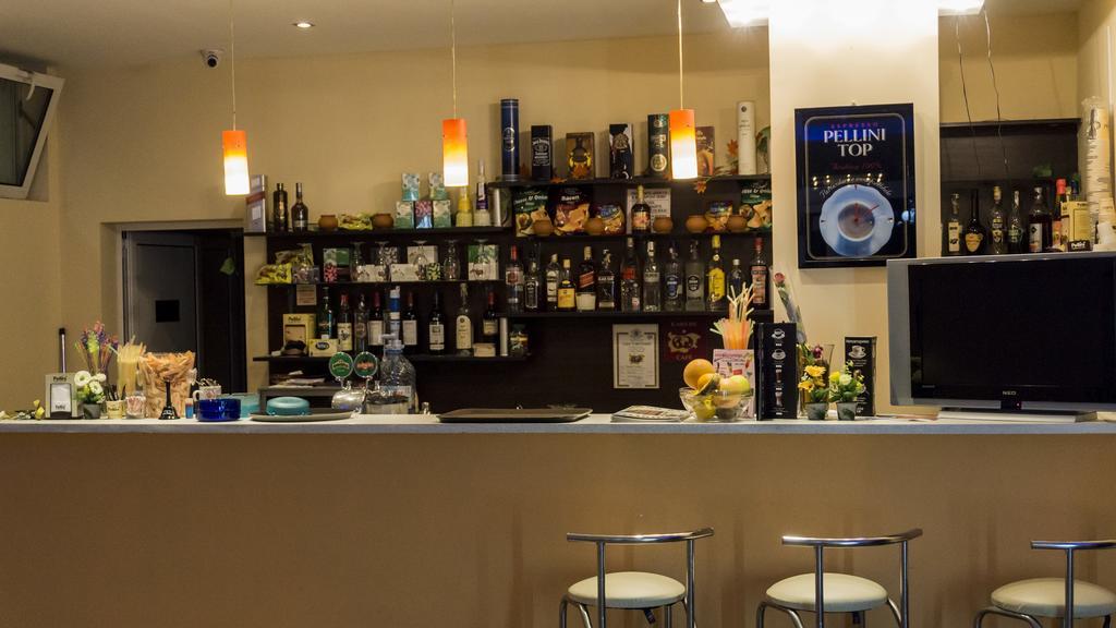 Darius Hstl Hotel Napospart Kültér fotó
