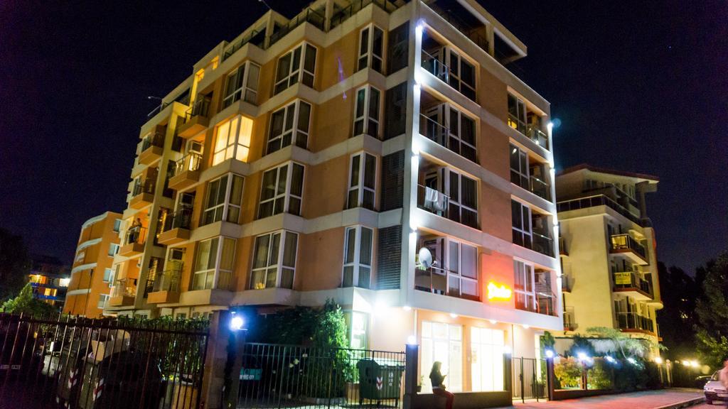 Darius Hstl Hotel Napospart Kültér fotó