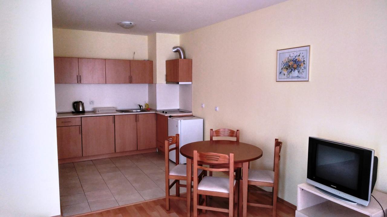 Darius Hstl Hotel Napospart Kültér fotó
