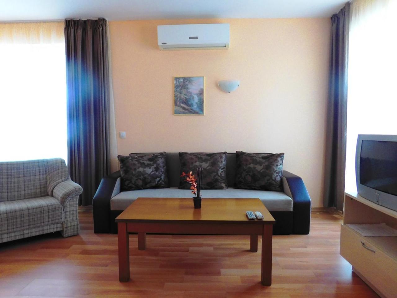 Darius Hstl Hotel Napospart Kültér fotó