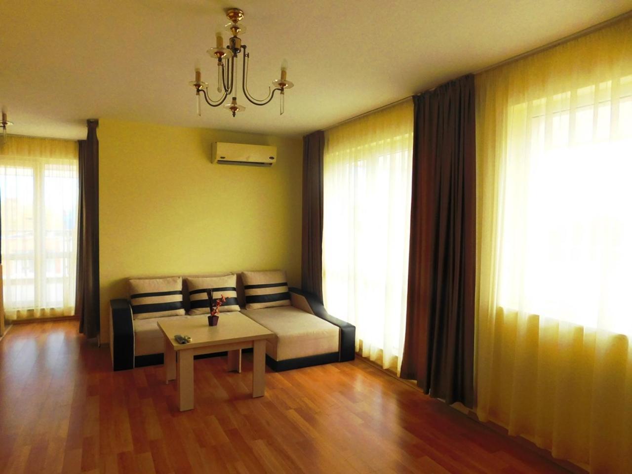 Darius Hstl Hotel Napospart Kültér fotó