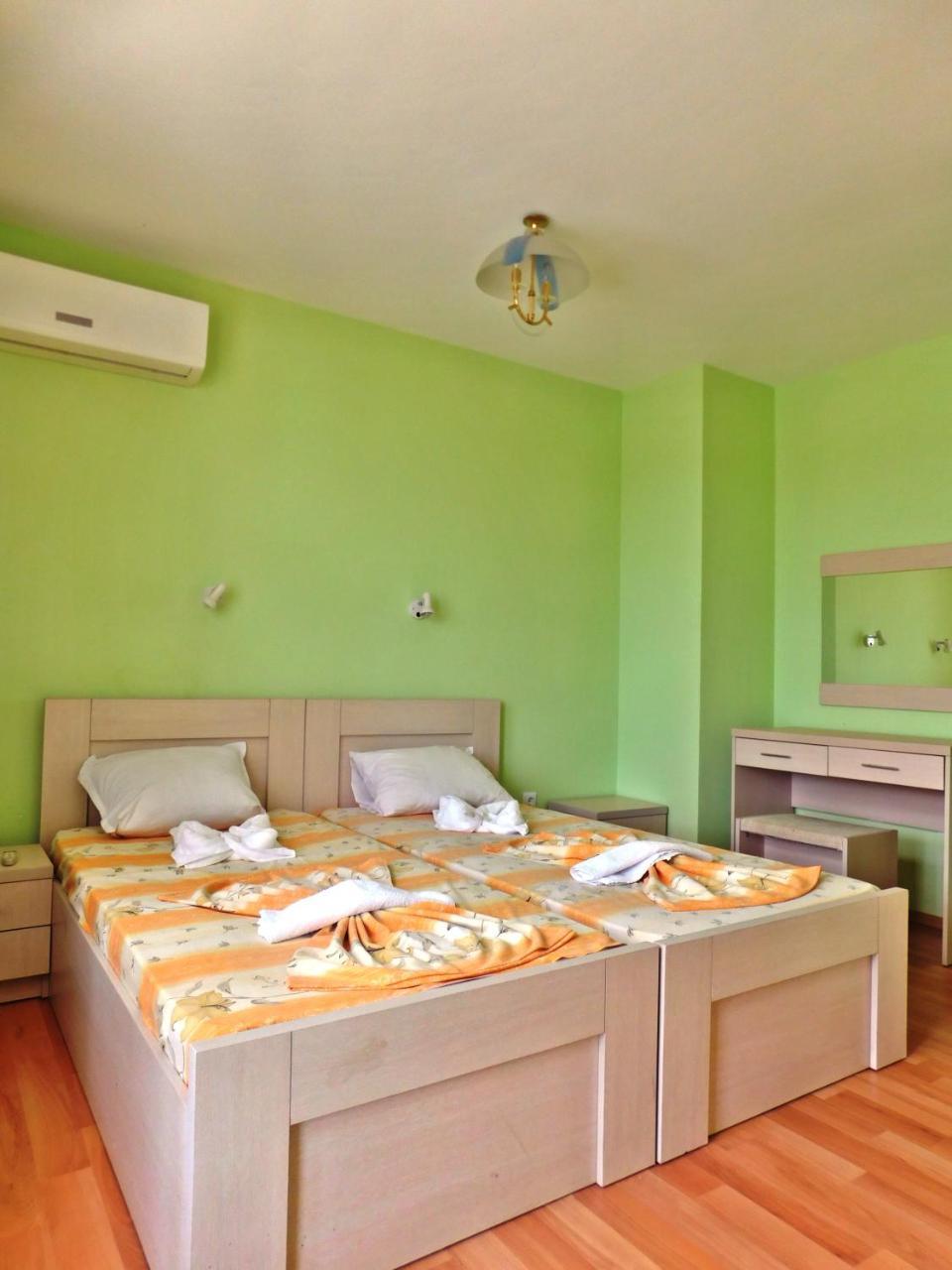Darius Hstl Hotel Napospart Kültér fotó